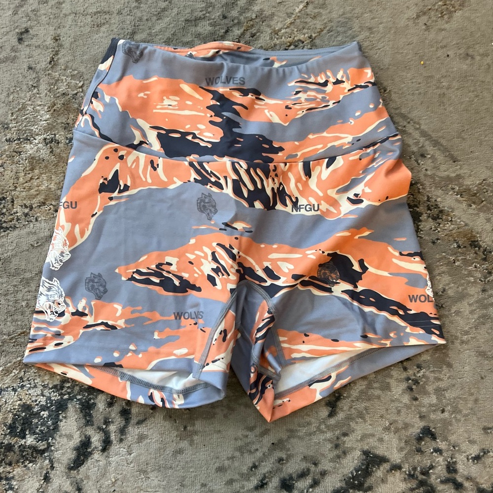 Darc Sport Women’s High-Rise Shorts in Gray and Coral Camo
